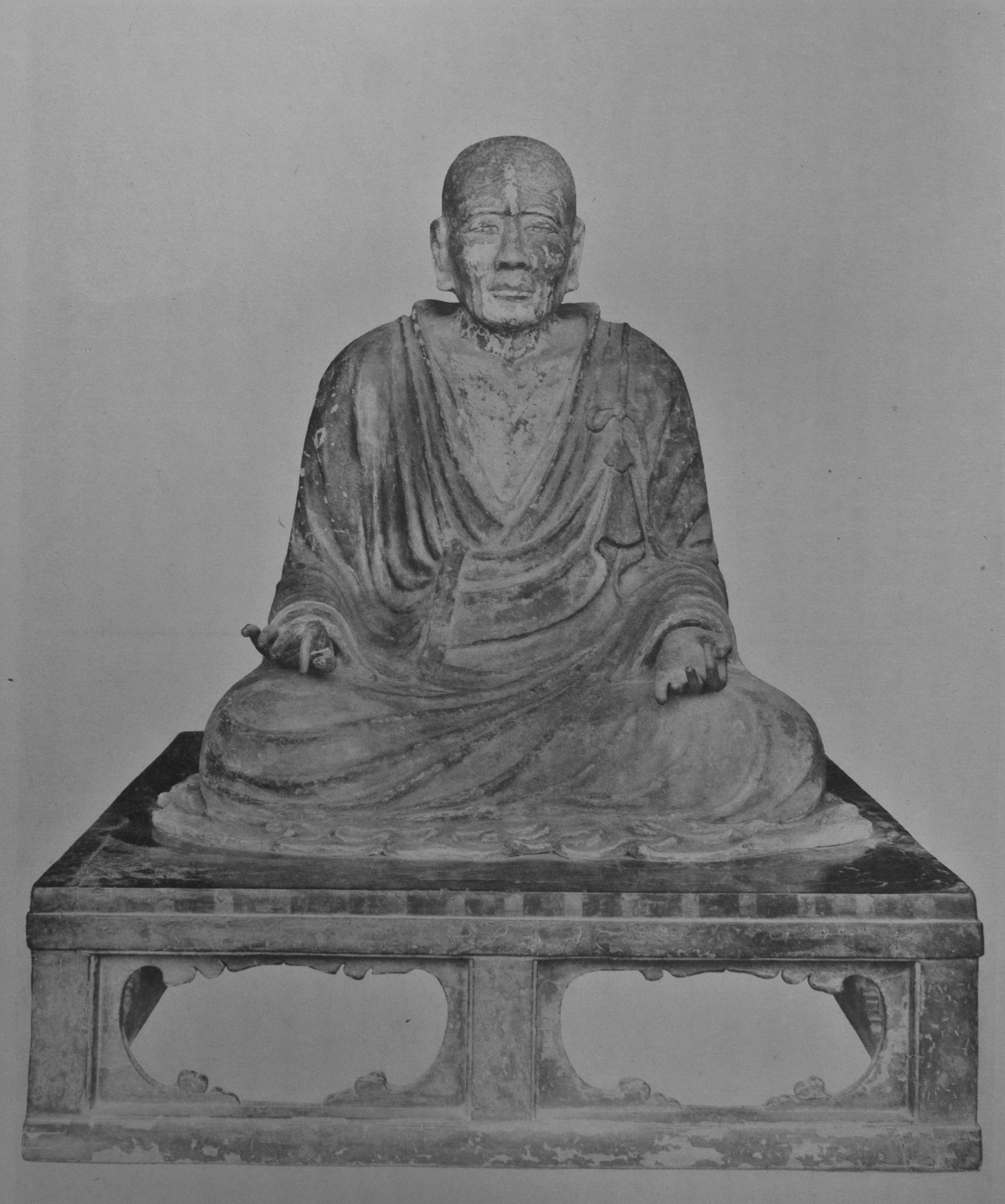 Seated Priest Dosen