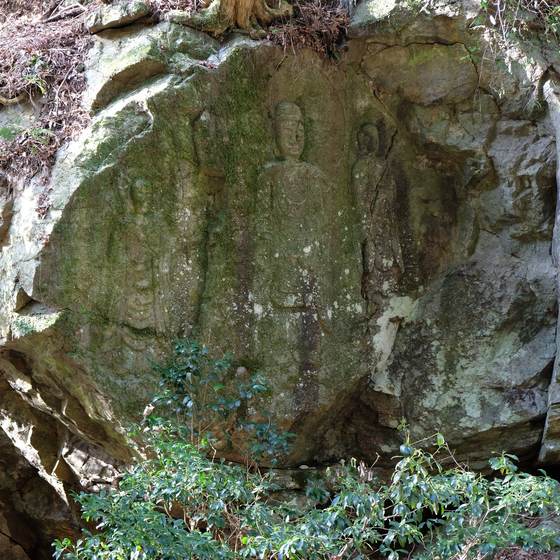 Asahi Kannon (Maitreya with two Jizō)
