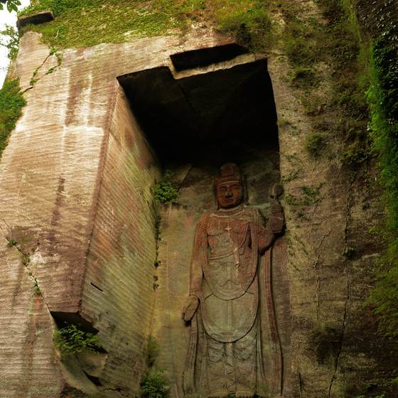 Hundred-shaku Kannon, Nihon-ji