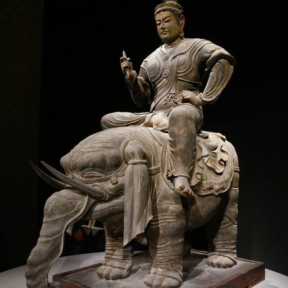 帝釈天半跏像