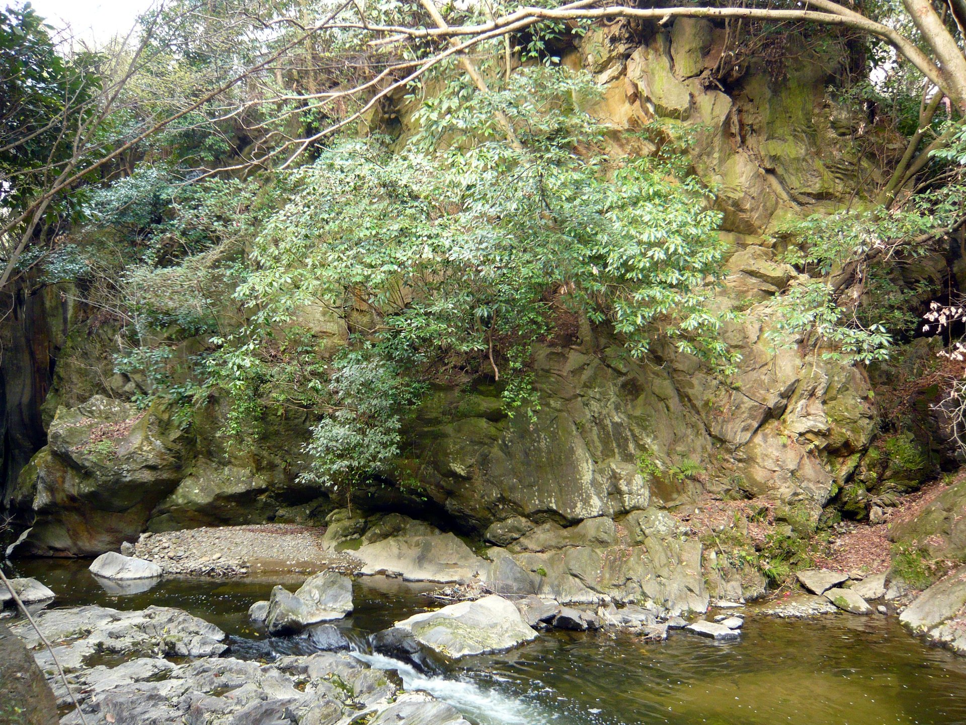 Uchigawa cliff inscription
